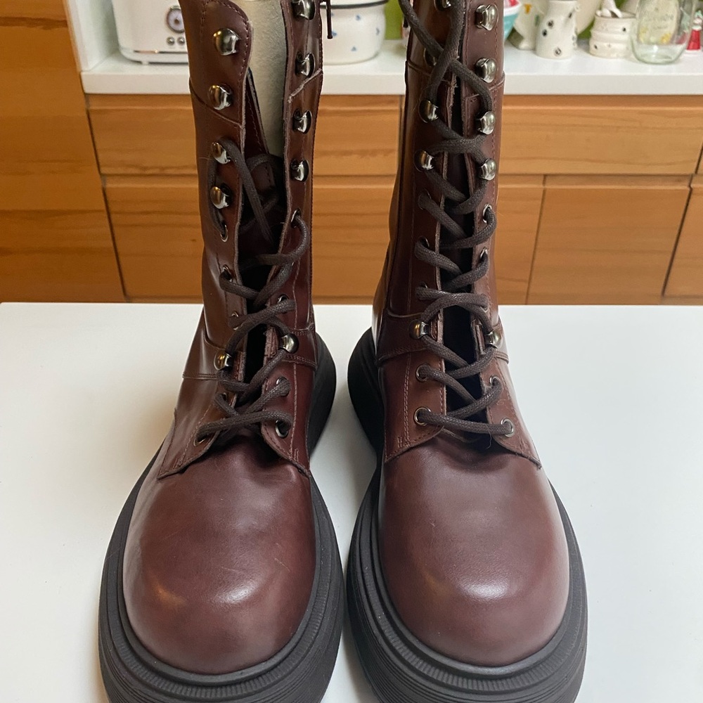 L’intervalle Brown Leather Lace Up Boots sz 38